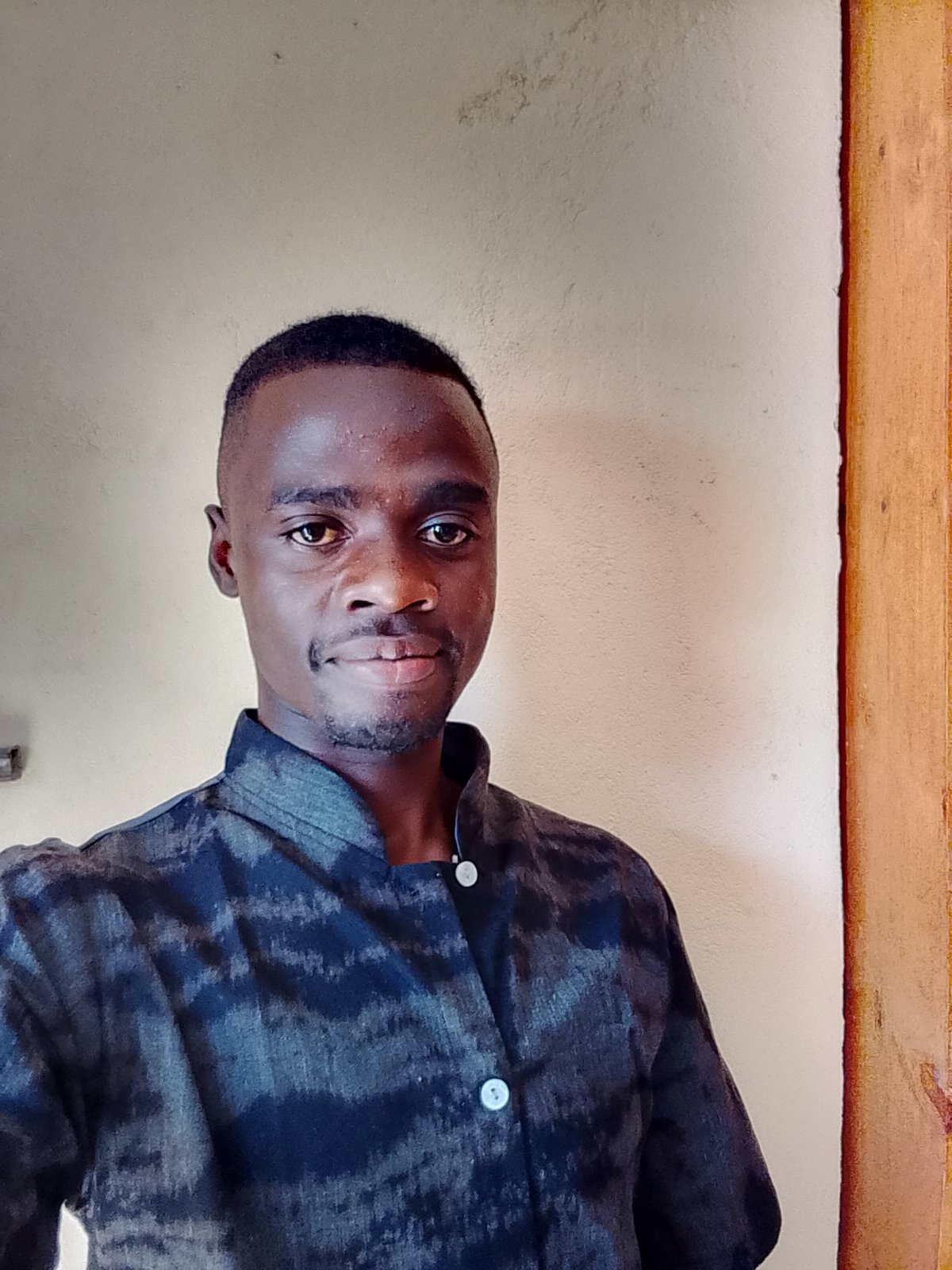 Mark Madara ogombe